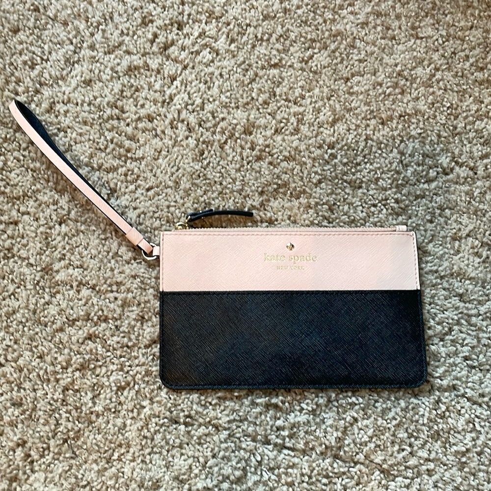 EUC kate spade cedar street wristlet